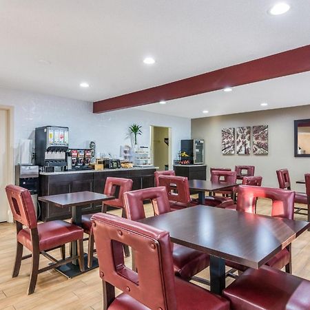 Red Roof Inn וויליאמסבורג מראה חיצוני תמונה